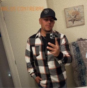 Meet your Posher, Carlos